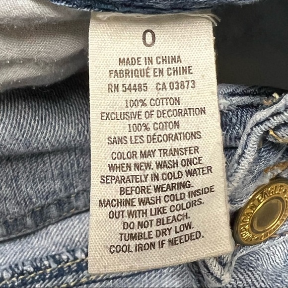 American Eagle Distressted Shortie Shorts - Picture 4 of 4